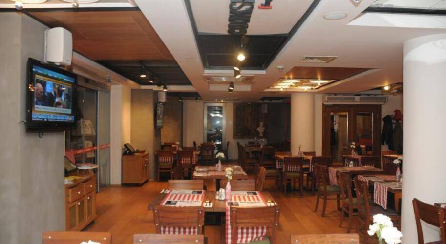 Ramada Istanbul Asia Hotel