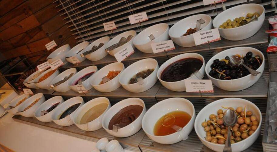 Ramada Istanbul Asia Hotel