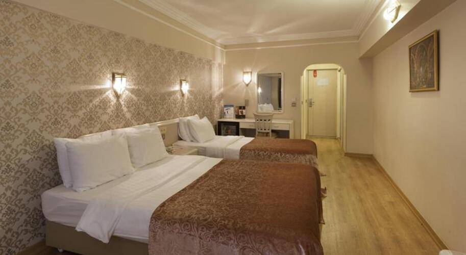 Grand Anka Hotel