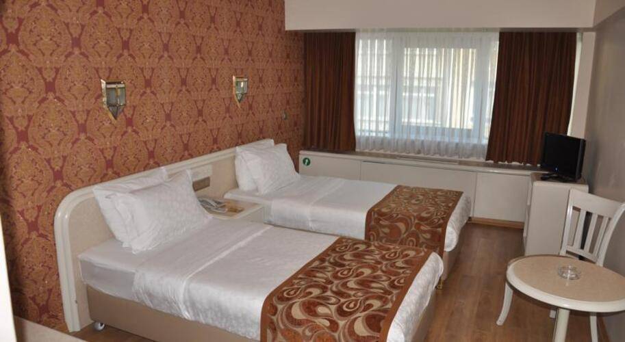 Grand Anka Hotel