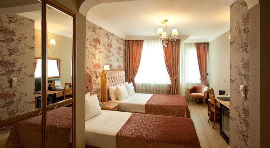 Grand Anka Hotel