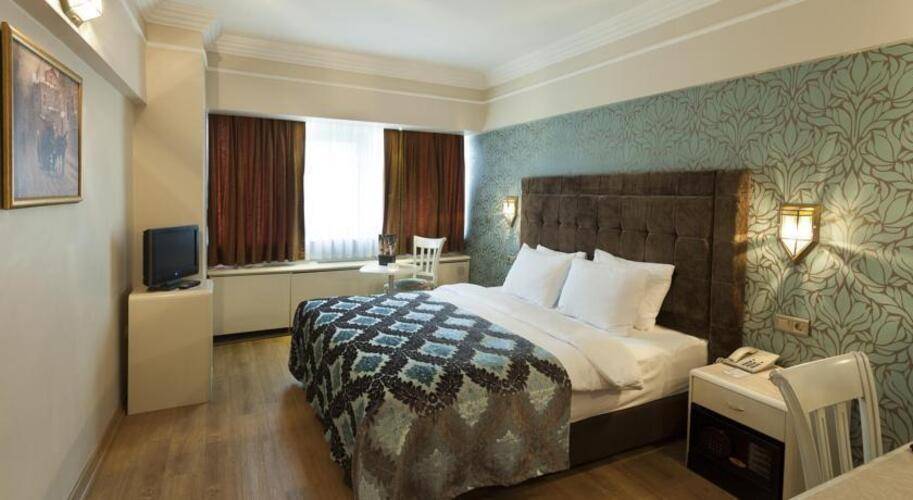 Grand Anka Hotel