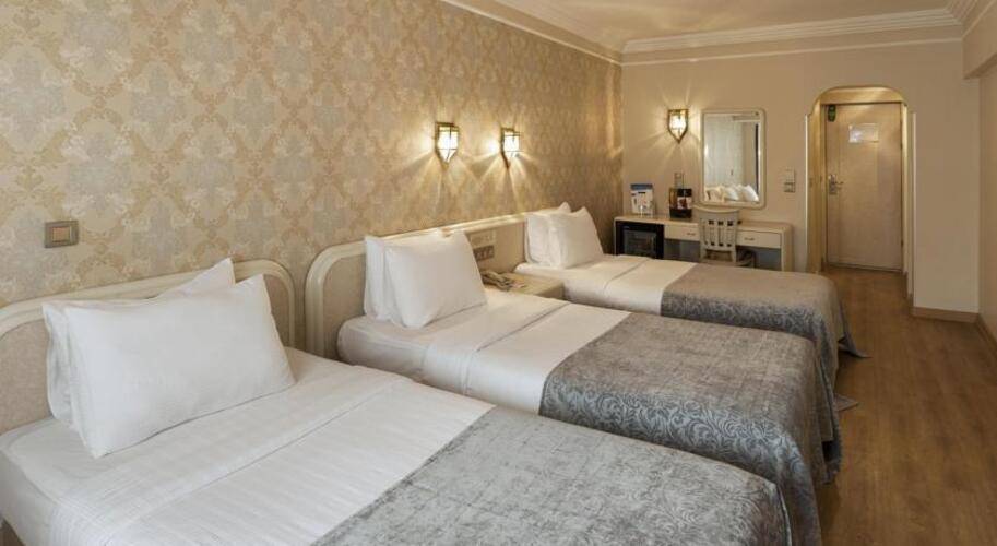 Grand Anka Hotel