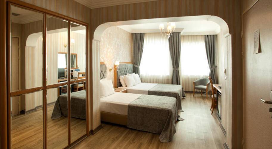 Grand Anka Hotel