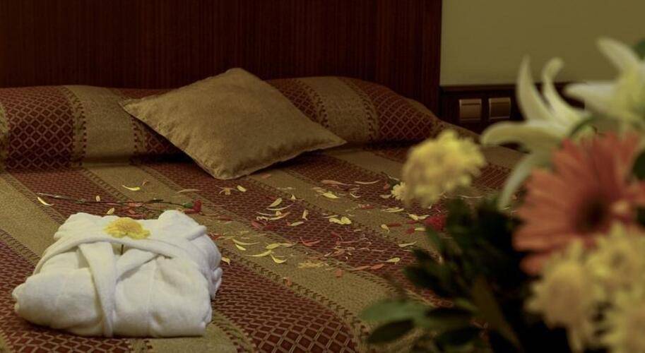 Economic Star Hotel