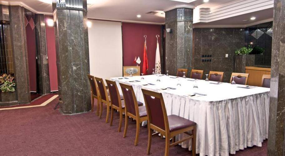 Economic Star Hotel