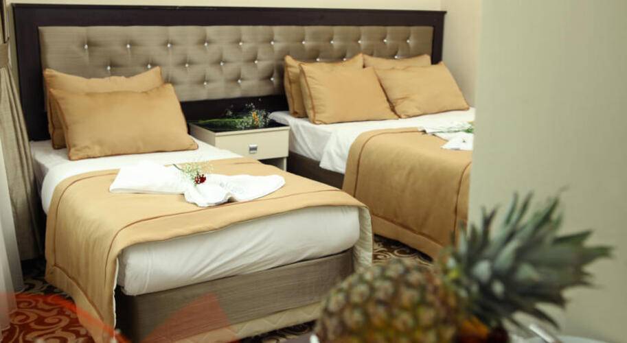 Diamond City Hotel