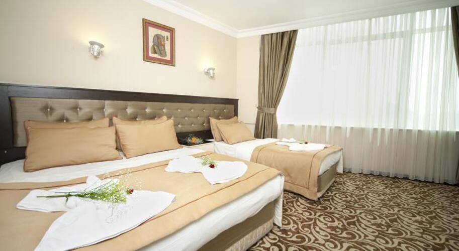 Diamond City Hotel