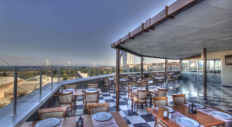 Diamond City Hotel