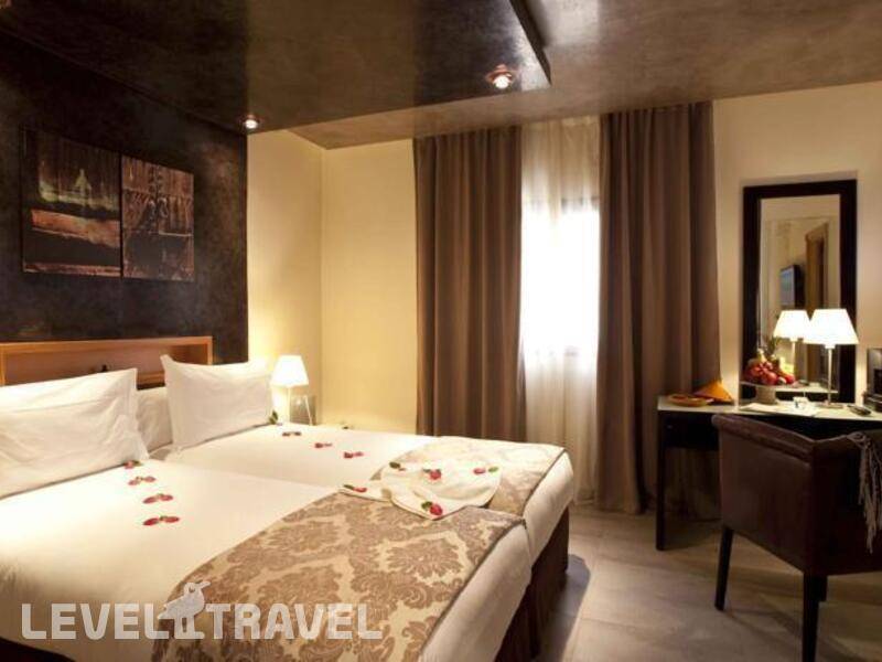 Фотография Dellarosa Hotel Suites & Spa