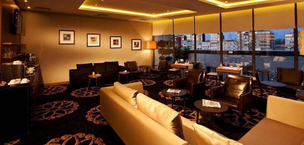 Crown Plaza Harbiye Hotel
