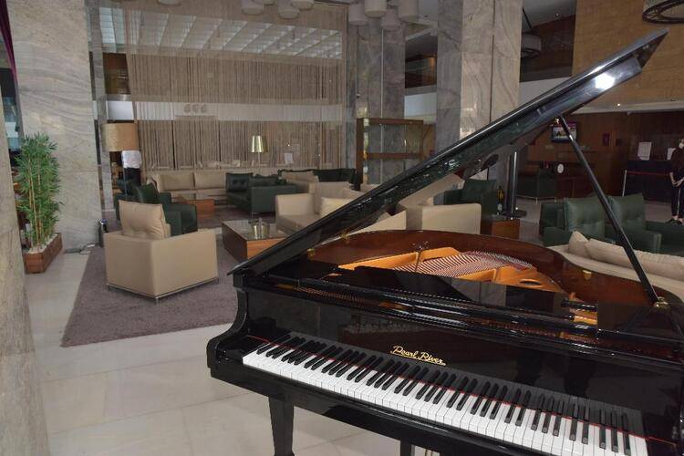 Crown Plaza Harbiye Hotel