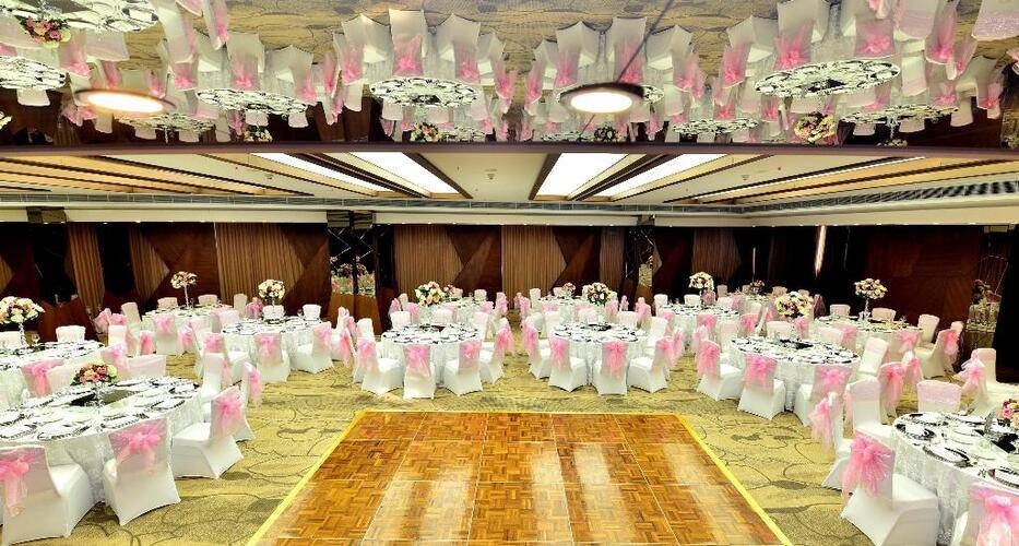 Crown Plaza Harbiye Hotel