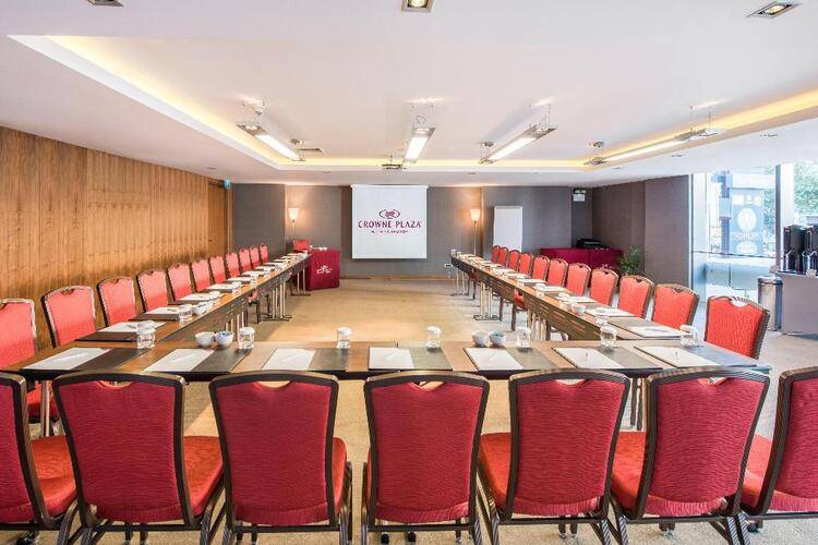 Crown Plaza Harbiye Hotel