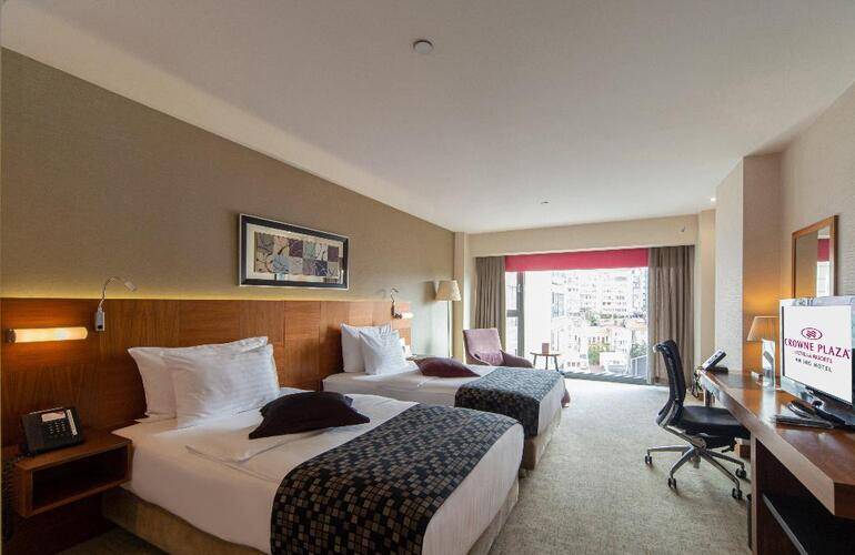 Crown Plaza Harbiye Hotel
