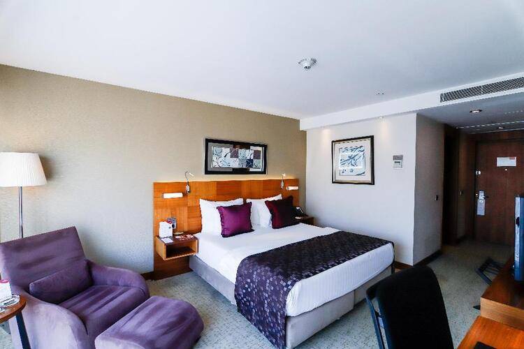 Crown Plaza Harbiye Hotel