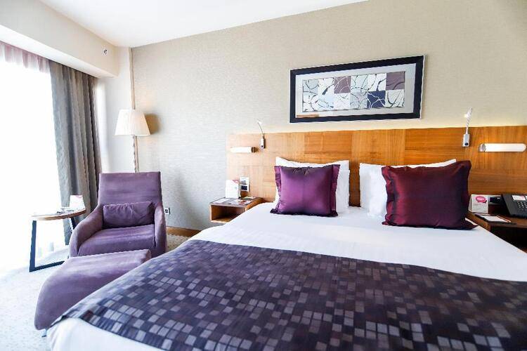 Crown Plaza Harbiye Hotel