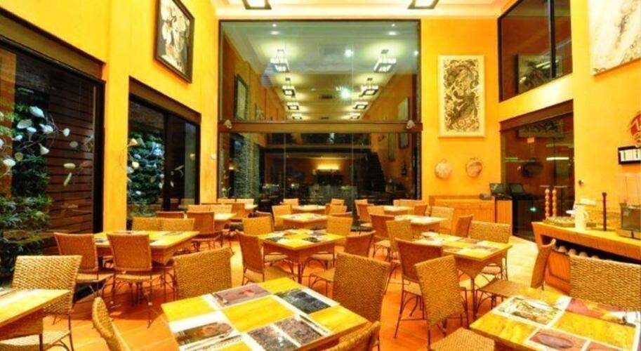 Le Vernissage Hotel