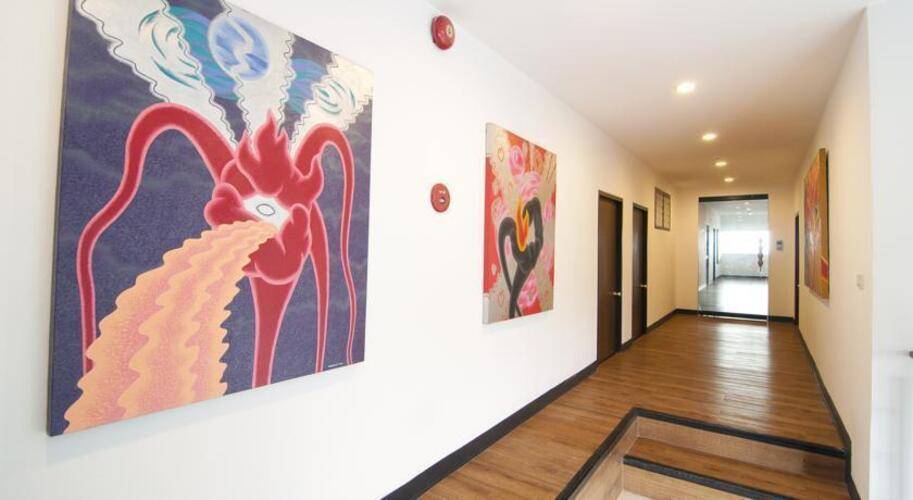 Le Vernissage Hotel