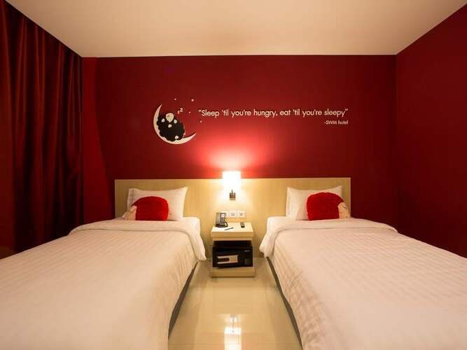 Sleep With Me Hotel