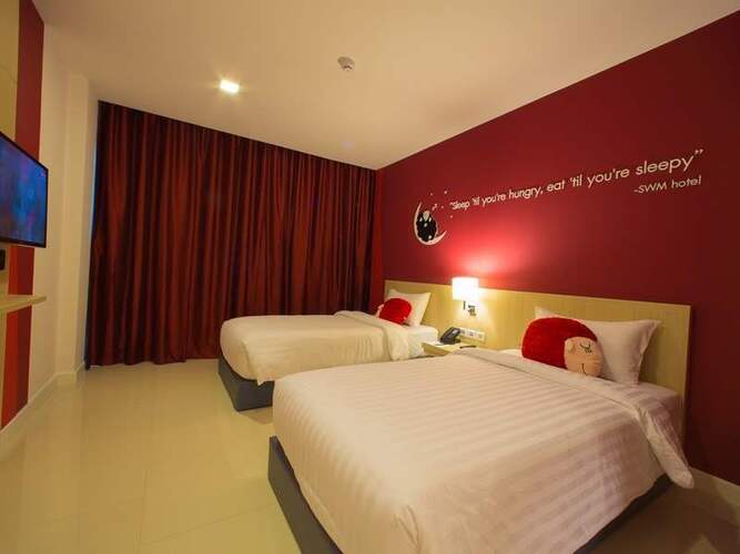 Sleep With Me Hotel