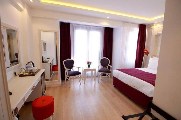 Albinas Hotel Old City