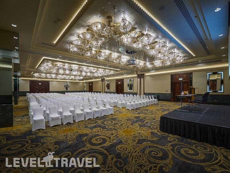 Фотография Millennium Airport Hotel Dubai
