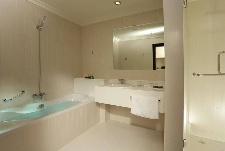 Millennium Airport Hotel Dubai