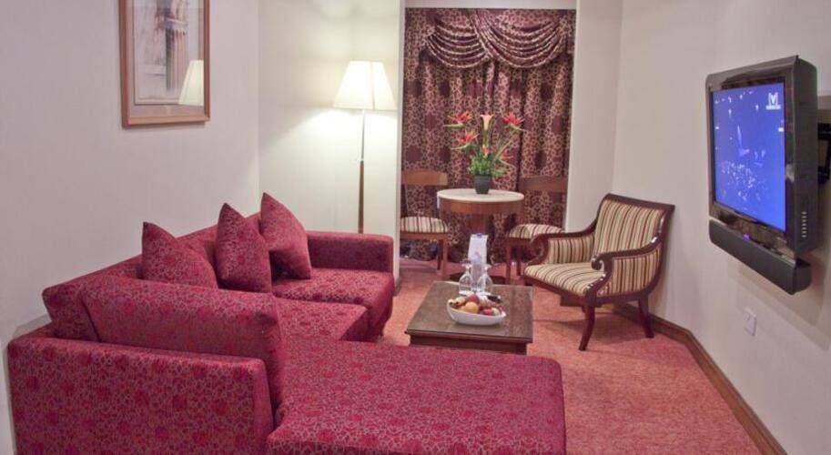 Regent Palace Hotel