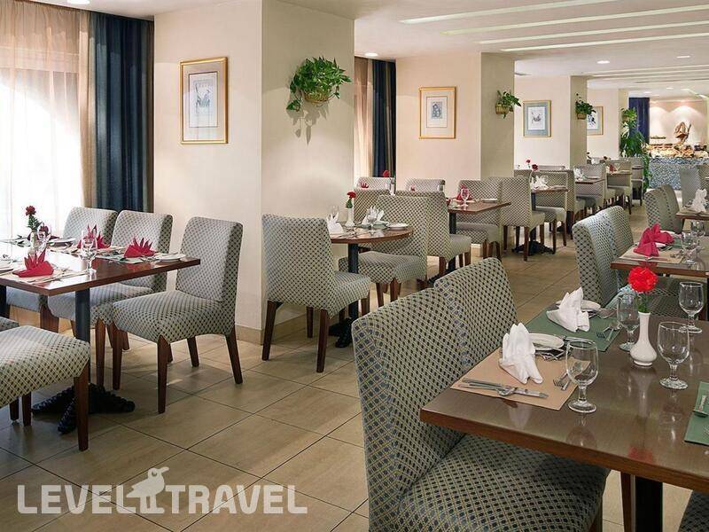 Фотография City Seasons Al Hamra Hotel