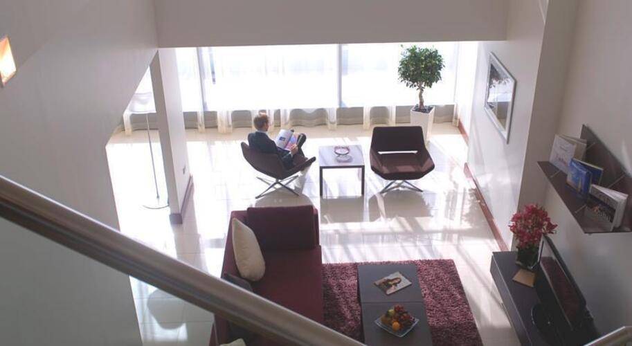 Jumeirah Living World Trade Centre Residence
