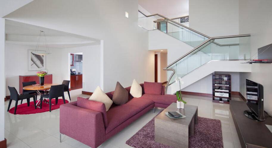 Jumeirah Living World Trade Centre Residence