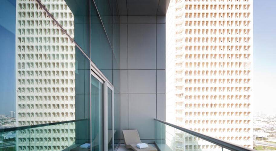 Jumeirah Living World Trade Centre Residence