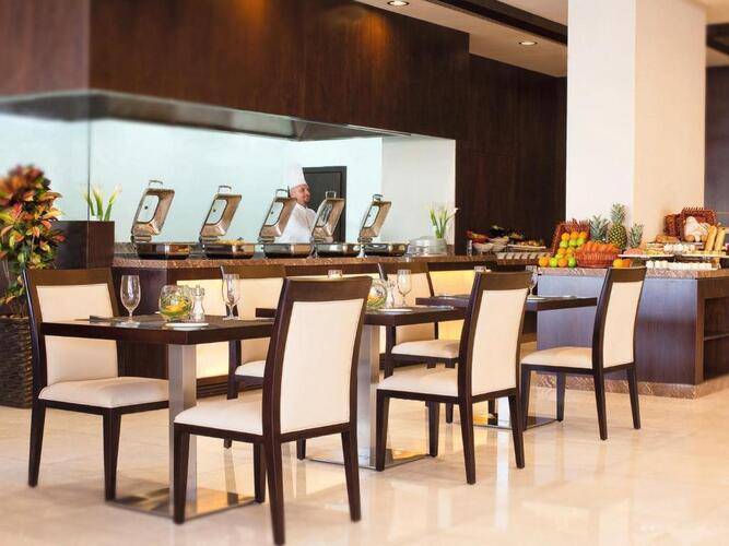 Movenpick Hotel Apartments Al Mamzar Dubai