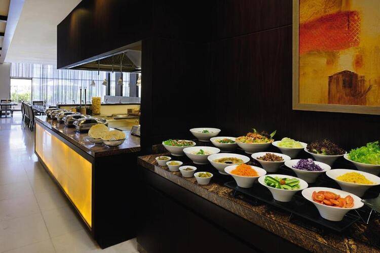 Movenpick Hotel Apartments Al Mamzar Dubai
