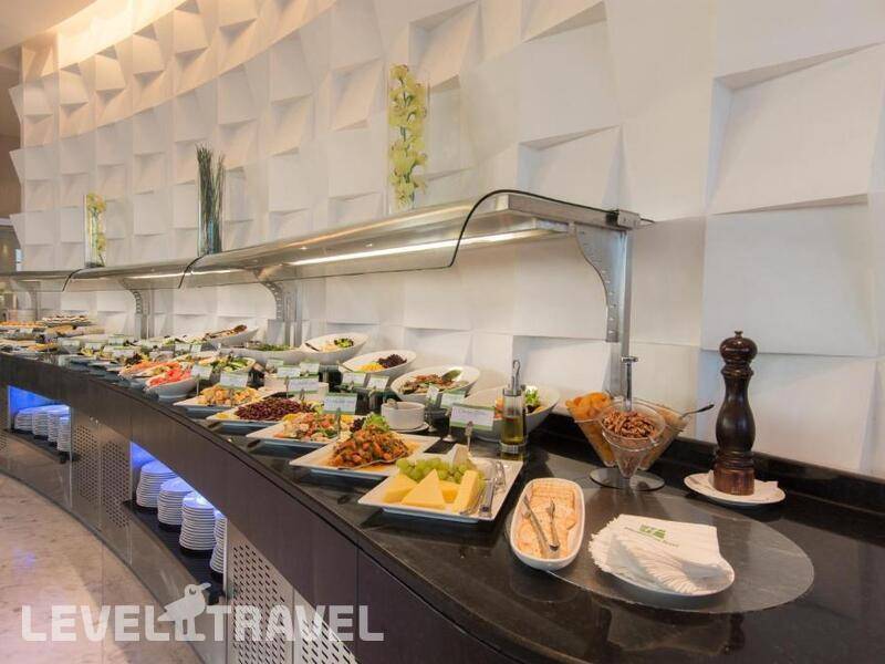 Фотография Holiday Inn Abu Dhabi