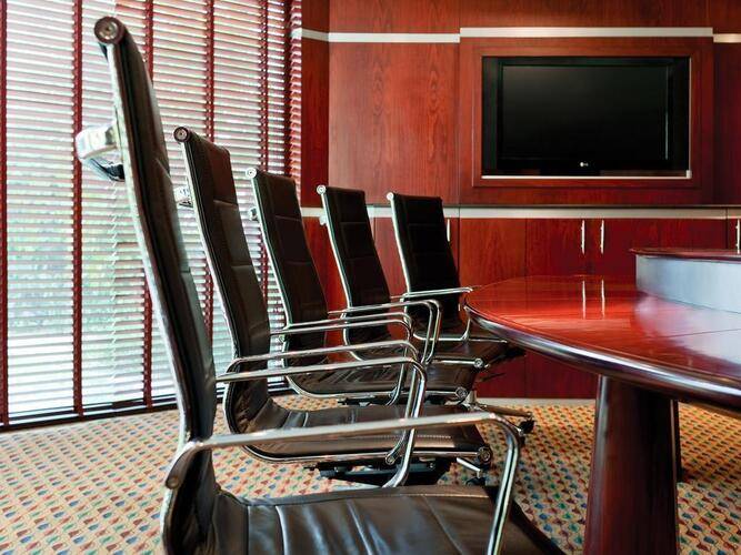 Le Meridien Dubai Hotel Conference Centre