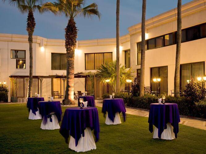 Le Meridien Dubai Hotel Conference Centre