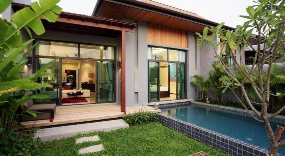 Two Villas Holiday Onyx Style Naiharn Beach