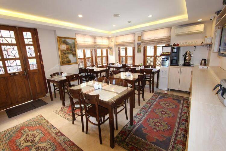 Sultan House Hotel