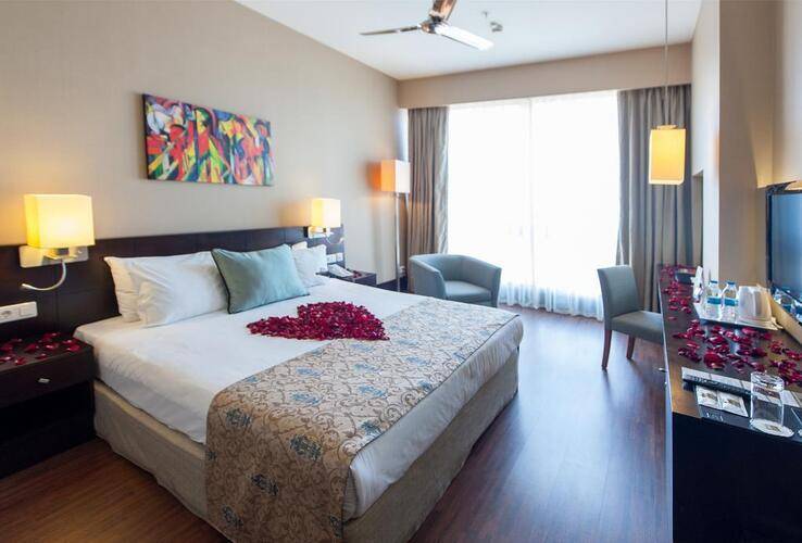 ISG Airport Hotel