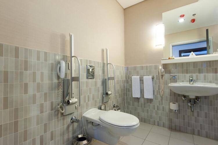 ISG Airport Hotel