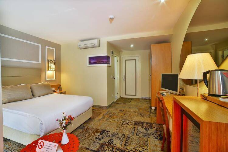 All Seasons Hotel Istanbul