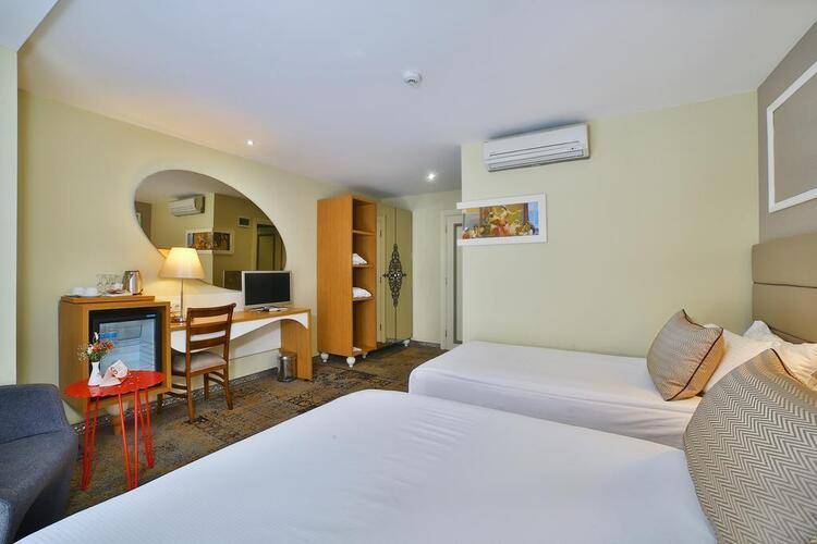 All Seasons Hotel Istanbul