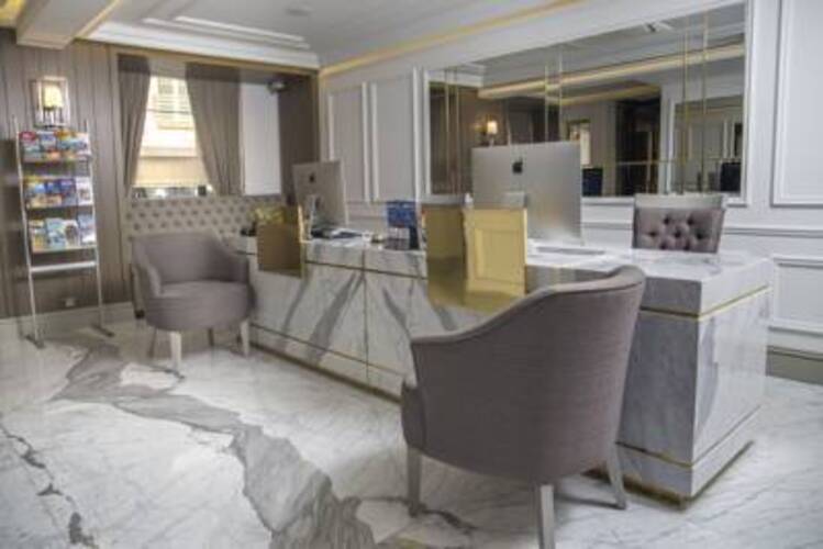 Mina Hotel