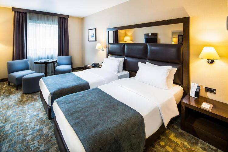 Midtown Hotel