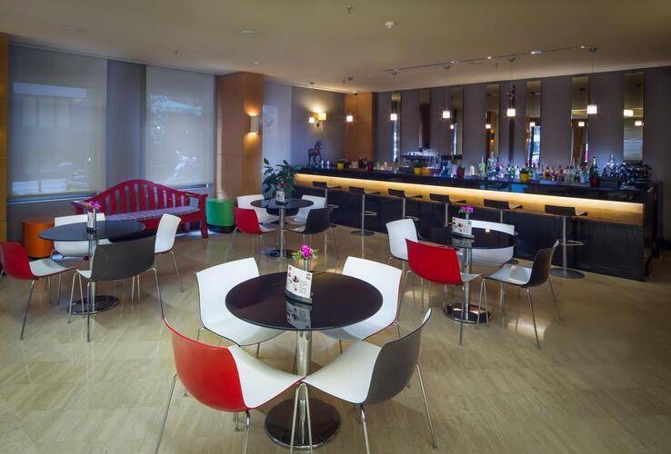 Midtown Hotel