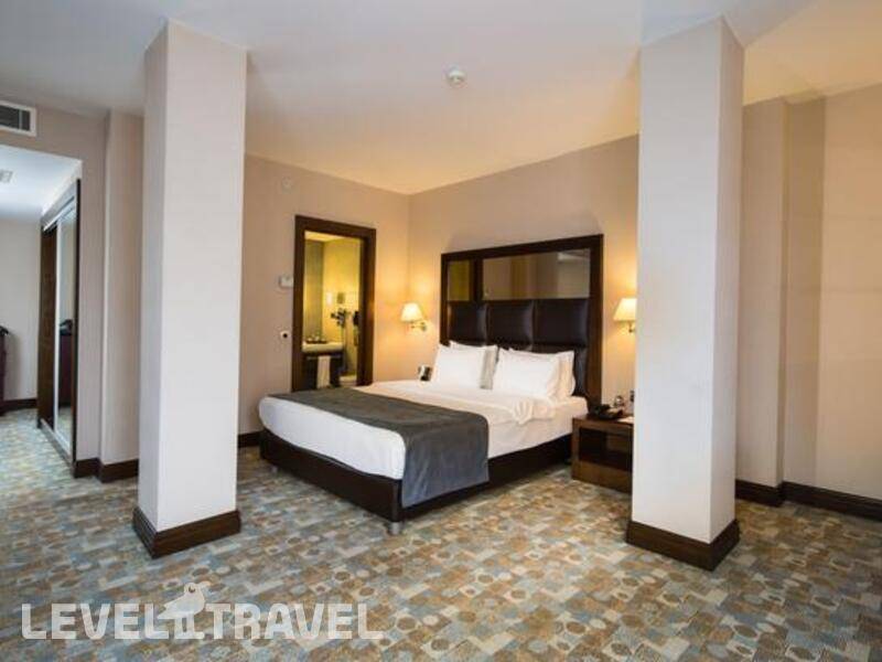 Фотография Midtown Hotel