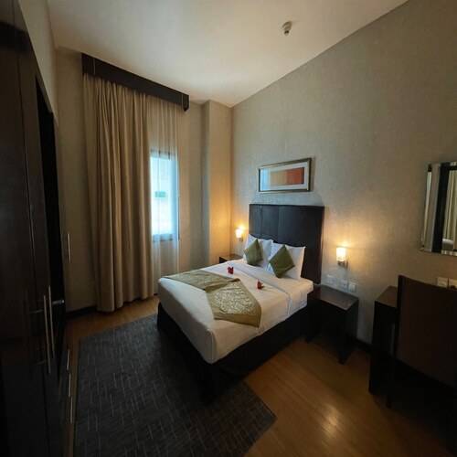 Tulip Creek Hotel Apartments