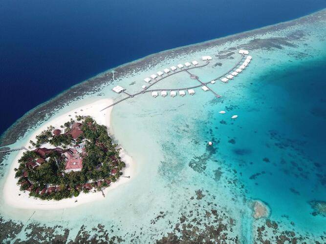Diamonds Athuruga Island Resort